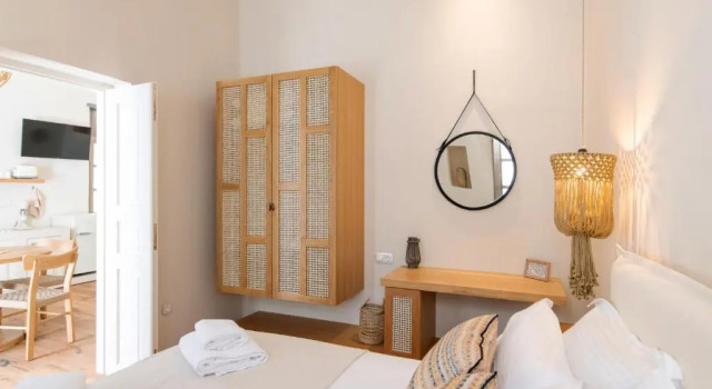 4TWaves Downtown House - Entire central apartment, Забронировать Апартаменты/квартира Апартаменты Тиноса, рядом с Археологический музей Тиноса, Апартаменты/квартира