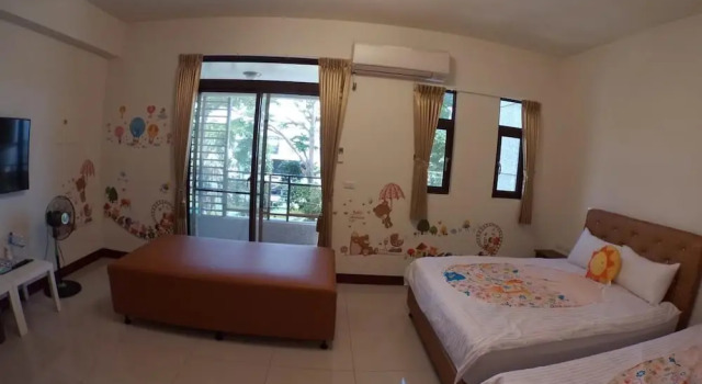He Yi B&B, Book Bed and Breakfast Luodong Yilan County