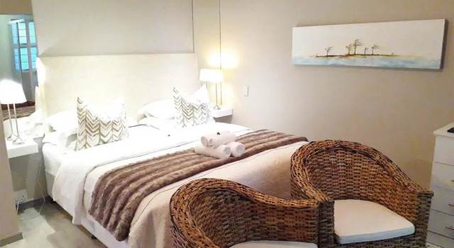 Двухместный номер Standard Hermanus Lodge on the Green - Solar Power