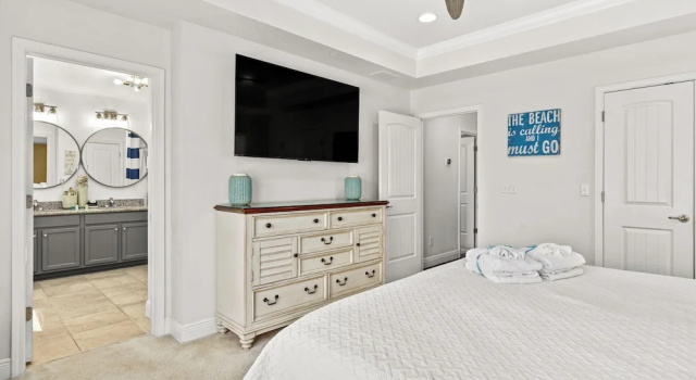 Коттедж с видом на сад The FUN Orange home in a Great Location with bonus GAME room