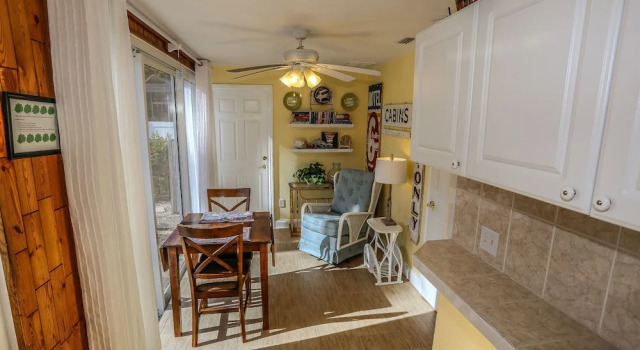 4870 Coquina Road, Забронировать Отель Отели Fort Myers Area с парковкой, Парковка