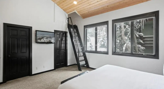 2430 Queen Esther Dr - 5 Bedroom Home with Spa by Deer Valley Resort