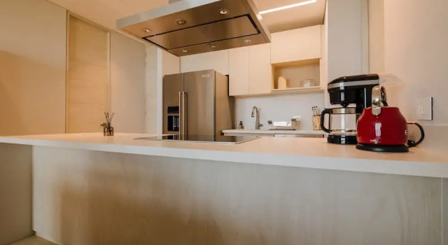 Апартаменты Modern apt 2 BR 5 Guests BBQ and Views
