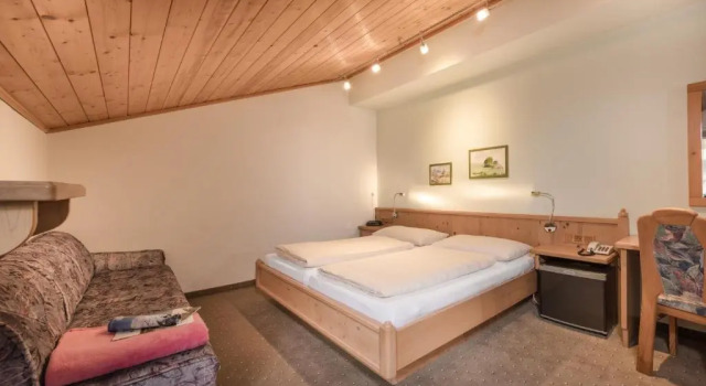 Gästehaus Gratz, Rezerwuj Hotel Hotele w Salzburg z parkingiem, Parking