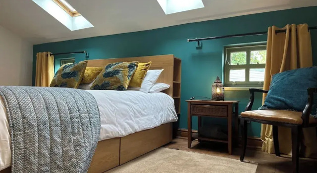 ? Quaint Country Cottage With Valley Views, Dog-friendly & Horse-friendly, Varaa Lomakoti Mökit kohteessa Merseyside, Mökki