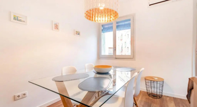 Apartamento 3º con Chill-Out frente a la Catedral, Забронировать Апартаменты/квартира Отели Таррагоны с парковкой, рядом с Конгресс-центр и выставочный цент El Palau, Парковка