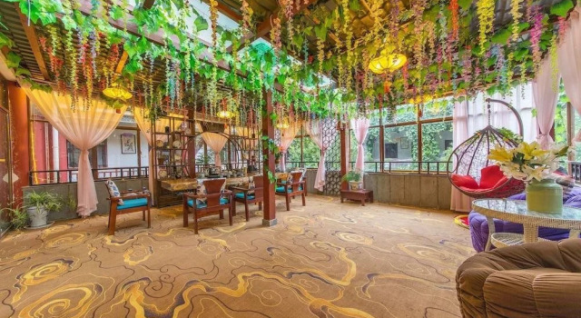 Zhuyuan Inn, Забронировать Отель Лицзян Юньнань, рядом с Zhongyi Market