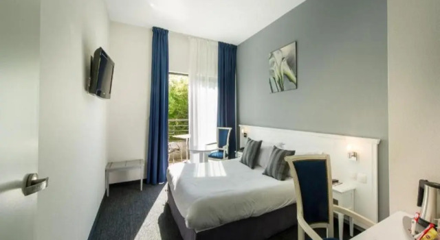 Двухместный номер Standard с балконом Hôtel Marso