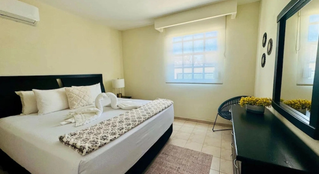 Апартаменты Цокольный этаж с 2 комнатами SM Apartments