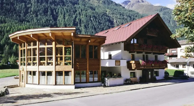 Апартаменты Classic с 3 комнатами с балконом Comfortable Apartment in Langenfeld With ski Storage