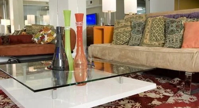 L Hostels