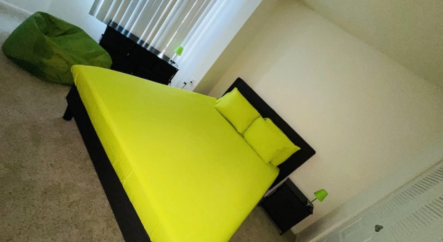 The Luxury Lime House Located In Cleveland Park Dc, Забронировать Дом для отпуска Коттеджи Округа Колумбии, Коттедж