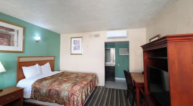 Двухместный номер Standard с балконом Hotel El Ejecutivo Tijuana