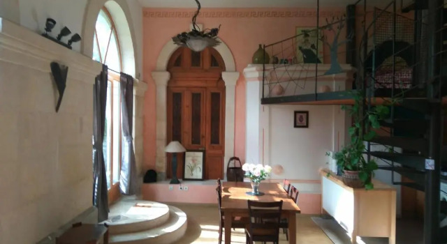 Коттедж 5 Family Apartments with Pool & Large Garden in Historic Pézenas Convent