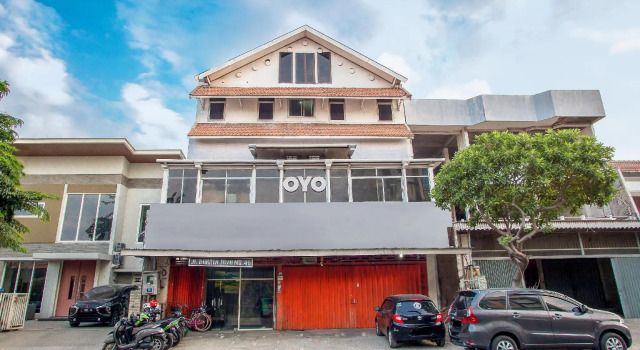 OYO 164 Ang's Residence, Book Hotel Surabaya East Java, near University Of 17 Agustus 1945 Surabaya