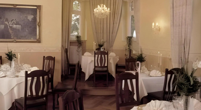 Landhotel Sophienhöhe, Забронировать Вилла Керпен Северный Рейн-Вестфалия