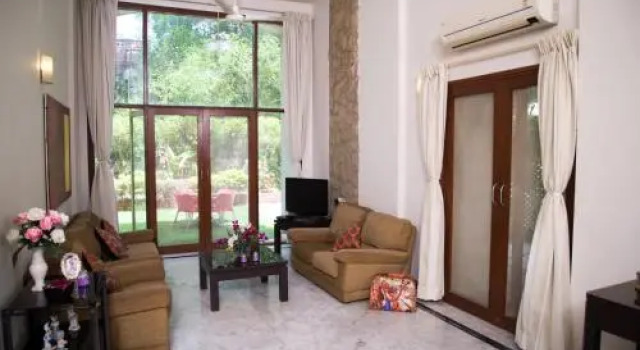 Hermitage Suites Koregaon Park, Забронировать Отель Отели Yeraoda с завтраком, Завтраки