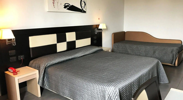 Hotel Visagi, Забронировать Отель Помпеи Кампания