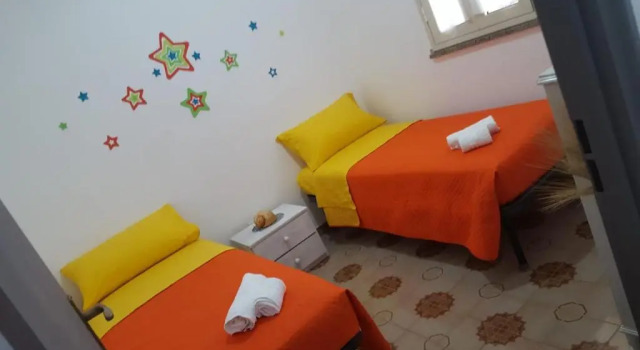 VacanzaPortopalo Confortevole Villetta Marisella 250 m spiaggia, Book Hotel Hotels in Sicily with Parking, Parking