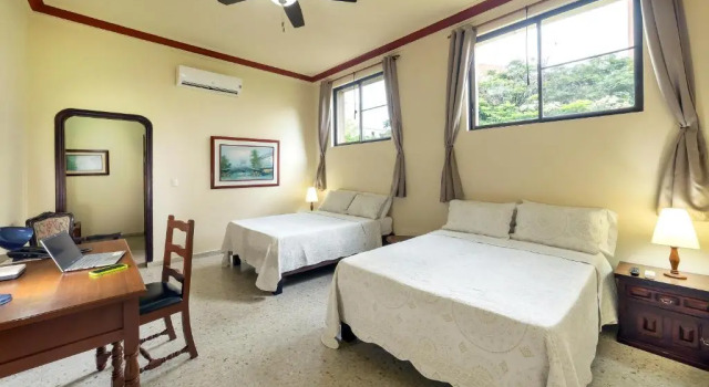 Standaard Vierpersoonskamer Hotel Stein Colonial