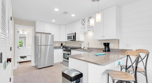 Вилла Beachwood Villas 6D- Beach Time Oasis