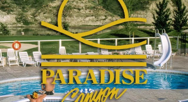 Paradise Canyon Golf Resort, Luxury Condo M407, Varaa Hotelli Hotellit Lethbridge uima-altaalla, Uima-allas