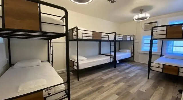 Кровать в общем номере Ella backpack hostel