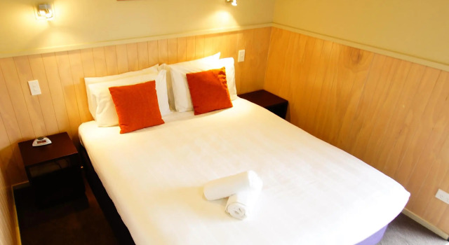 Lake Taupo Holiday Resort, Забронировать Курортный отель Отели Lake Taupo с бассейном, Бассейн