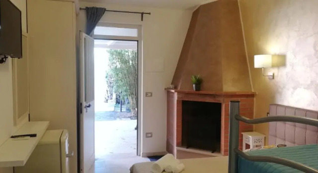 Четырёхместный номер Standard с видом на сад Sea Garden Rooms