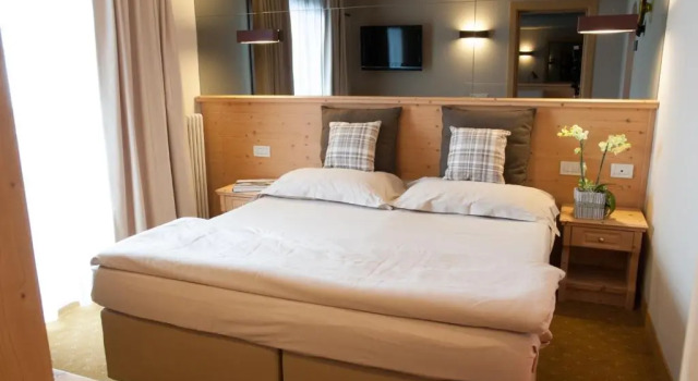 Номер Comfort Alexander Charme Hotel