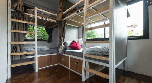 Кровать в общем номере Haus Hostel