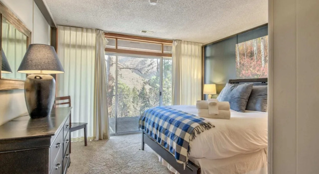 4BR Cabin With Fireplacemountain Viewsdog-friendly, Buchen Sie Ferienhaus Cascade-Chipita Park Colorado