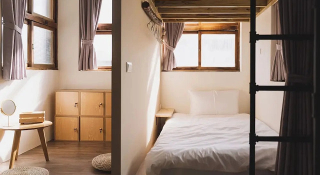 Кровать в общем номере (женский номер) Tungwei38 Hostel
