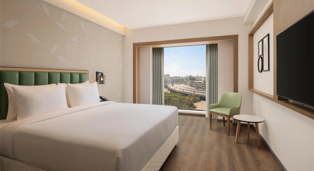 Номер Standard с видом на город Hilton Garden Inn Surat City Centre