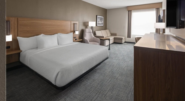 Номер Deluxe La Quinta Inn & Suites by Wyndham Phoenix West / Glendale