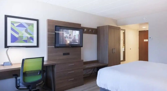 Номер Deluxe Holiday Inn Express Hotel & Suites Charlottetown by IHG