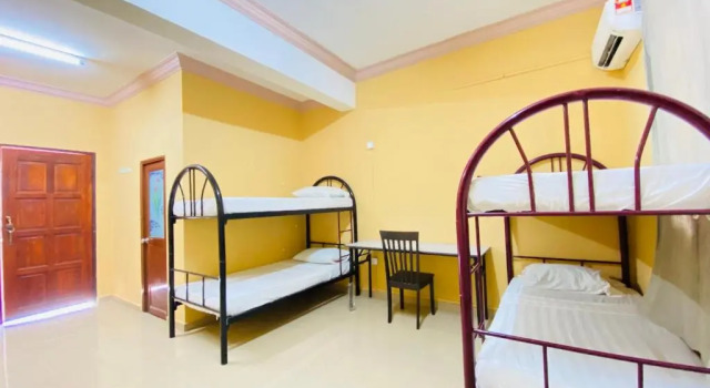 Кровать в общем номере Rhu Dormitory
