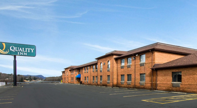 Quality Inn Summersville, 预订 酒店 萨默斯维尔 西弗吉尼亚州
