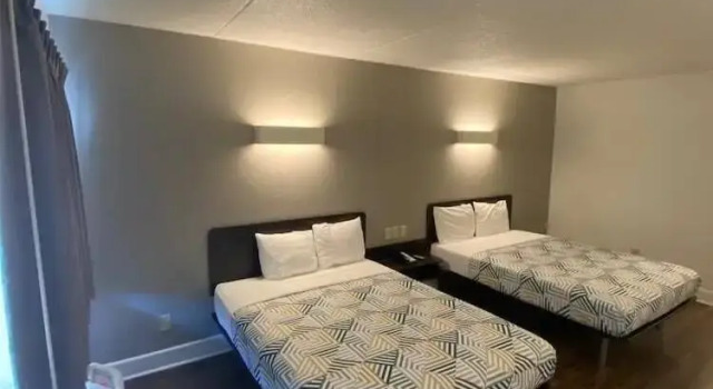 Четырёхместный номер Standard Motel 6 Manchester TN