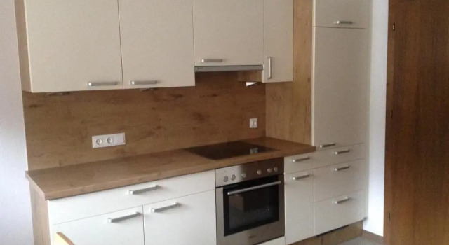 Ferienwohnung Blumen Penz, Rezerwuj Hotel Hotele w Tyrol z parkingiem, Parking