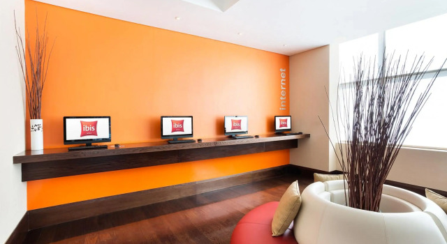 Отель ibis Al Rigga