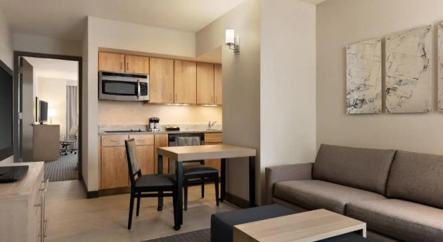 Четырёхместный люкс Homewood Suites University City Philadelphia