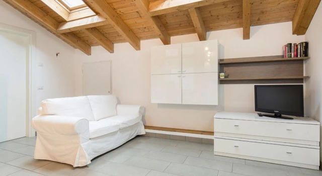 Impero House Rent - Maurizio