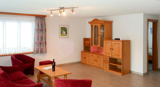Haus Arizona, Prenota Hotel Hotel a Canton Vallese con parcheggio, Parcheggio
