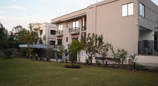 La Maison Hotel Islamabad