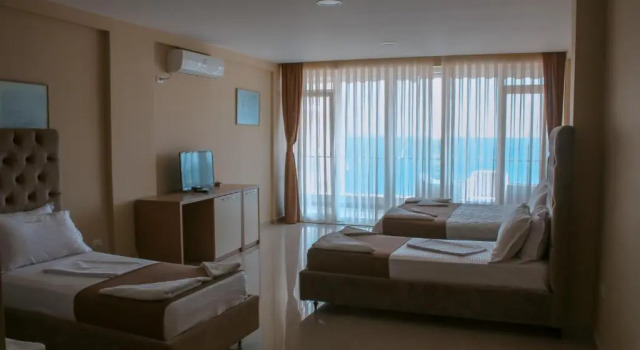 Семейный номер Standard с видом на море Hotel Frojd