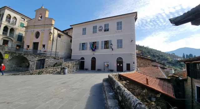 Fiori, Buchen Sie Ferienwohnung Apartments in Apricale, Ferienwohnung