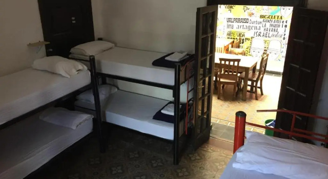 Кровать в общем номере Rivera Hostel Córdoba
