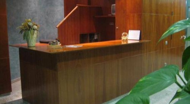Torre Vermella, Rezervați Hotel Cerdanyola del Valles Vallès Occidental