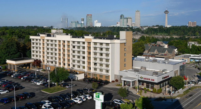 Run of House Holiday Inn Niagara Falls State Park Entry by IHG